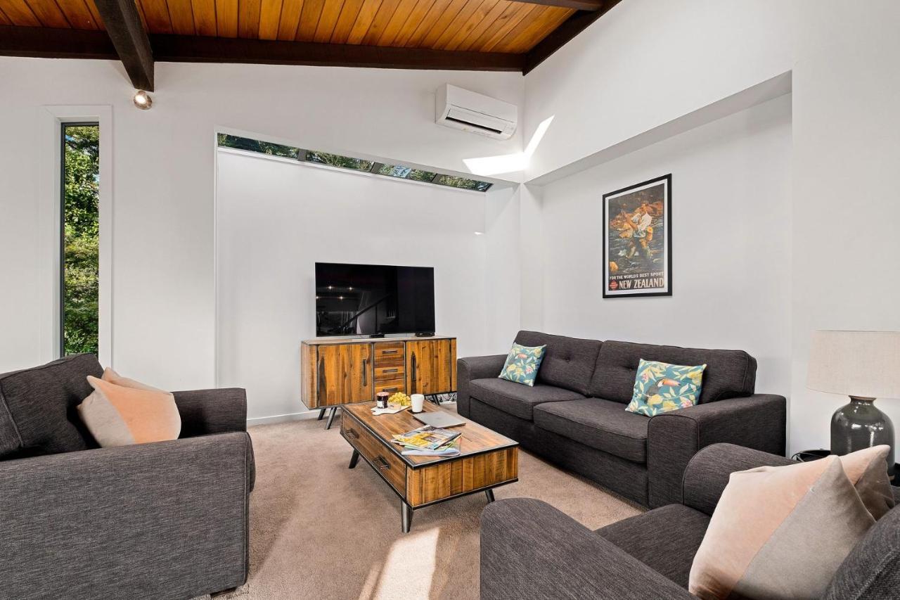 Queenstown Lakefront Dream 4 Bed Экстерьер фото