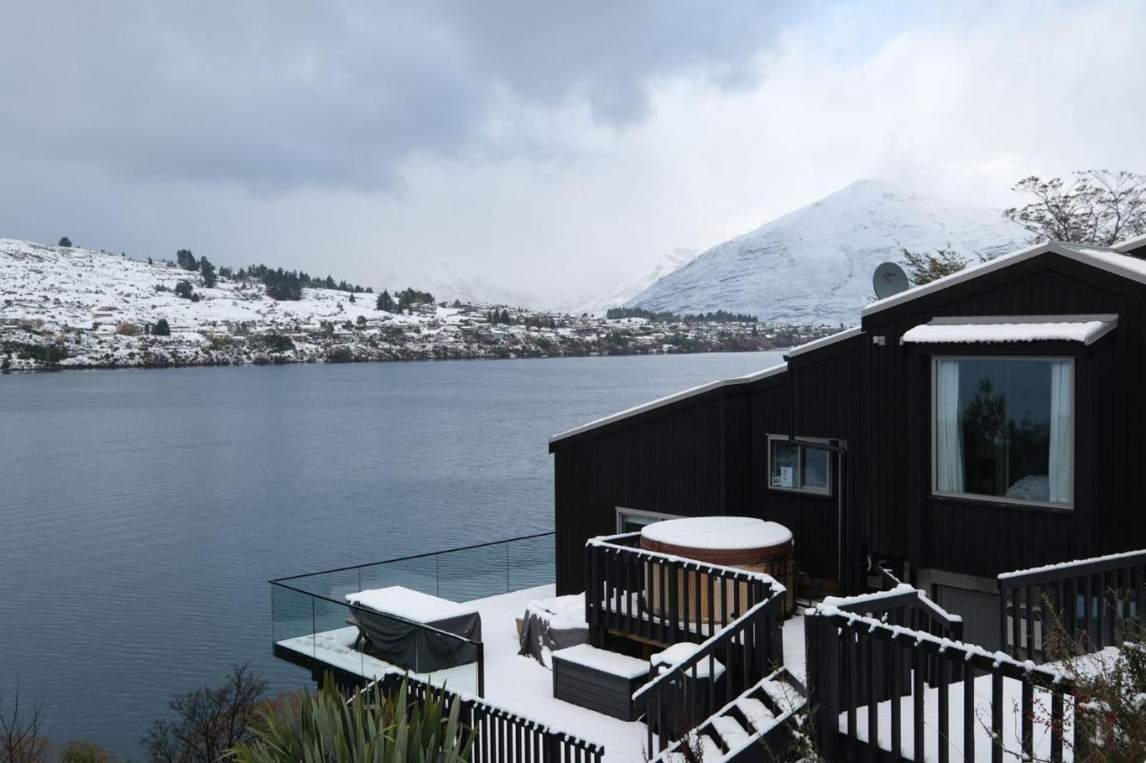 Queenstown Lakefront Dream 4 Bed Экстерьер фото